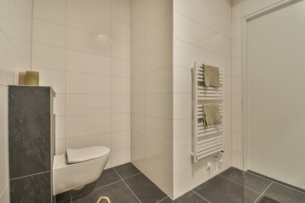 Medium property photo - Haarlemmerweg 484, 1014 BL Amsterdam